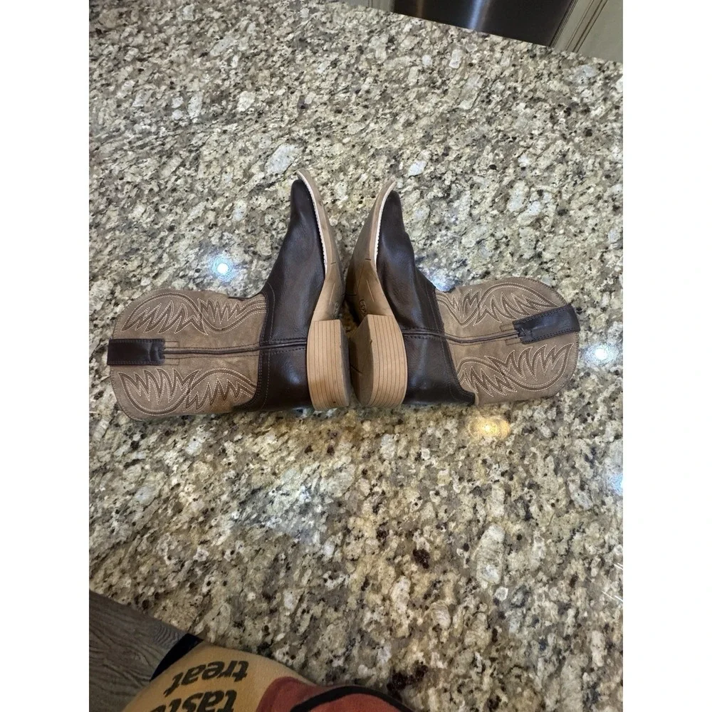 Ariat Kids Brumby Western Boots Size 13 Cowboy Cowgirl